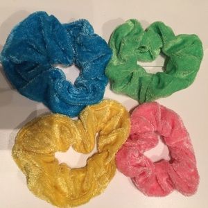 4 New velvet scrunchies